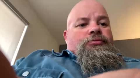 Snapshot of john40a chatting on March 12, 2025, 7:38 pm John online show from March 12, 2025, 7:38 pm