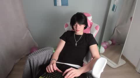 John online show from February 28, 2025, 6:31 pm