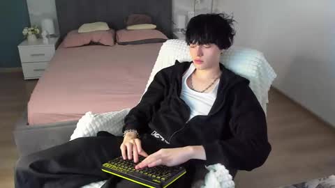 John online show from September 11, 2025, 3:45 pm