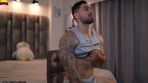 john online show from October 19, 2025, 2:18 pm