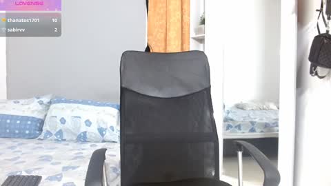 john_ssnow29 online show from December 11, 2024, 11:00 pm