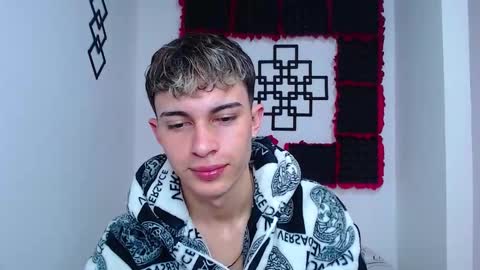 John Vichenso online show from January 8, 2026, 10:12 pm