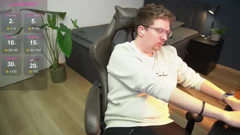 Snapshot of johndor22 chatting on January 4, 2025, 7:55 pm Jones online show from January 4, 2025, 7:55 pm