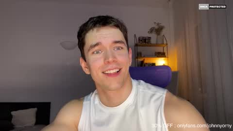 Snapshot of johnnnyhorny chatting on September 30, 2025, 10:26 pm Johnny online show from September 30, 2025, 10:26 pm