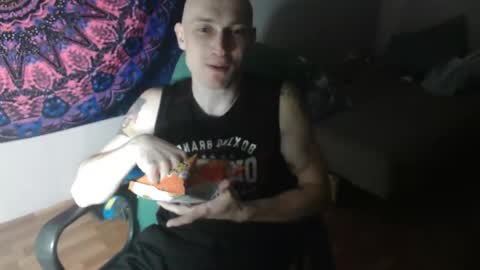 Johnny online show from September 19, 2025, 5:02 pm