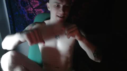 Johnny online show from October 4, 2025, 6:39 pm