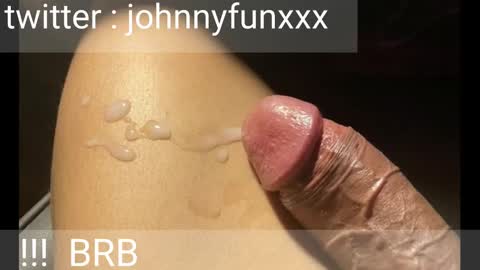 Snapshot of johnnyfun_xxx chatting on September 23, 2025, 3:31 am Johnnystrongarms                 online show from September 23, 2025, 3:31 am
