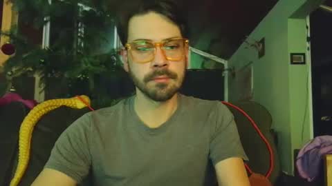 johnrocaroro111 online show from December 6, 2024, 4:03 am