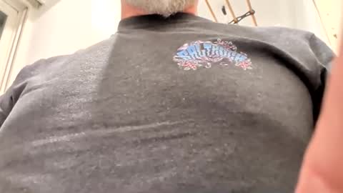 johnsmith401 online show from April 18, 2026, 10:32 pm