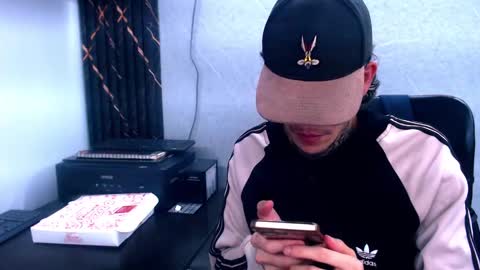 johnsonisaac94  online show from February 10, 2025, 4:30 am