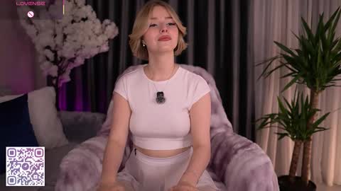 Paula online show from October 5, 2025, 2:10 am