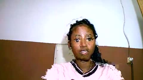 Snapshot of joliekah27 chatting on February 14, 2025, 1:29 pm joliekah27 online show from February 14, 2025, 1:29 pm