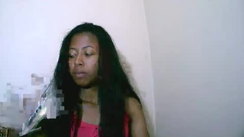 joliekah27 online show from November 13, 2025, 10:52 pm