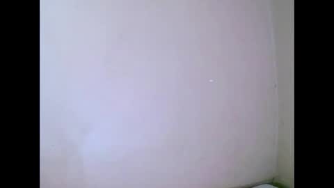 joliekah27 online show from April 15, 2026, 7:58 pm