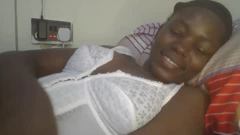 Snapshot of jollynabeb chatting on February 14, 2025, 10:04 pm jollynabeb online show from February 14, 2025, 10:04 pm