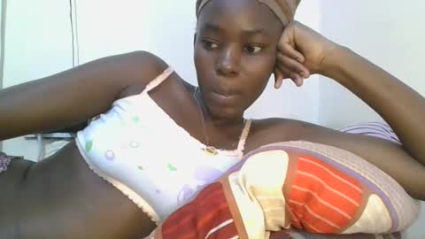 Snapshot of jollynabeb chatting on October 1, 2025, 7:53 pm jollynabeb online show from October 1, 2025, 7:53 pm