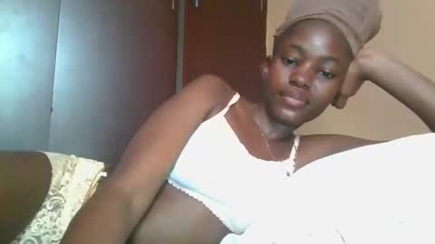Snapshot of jollynabeb chatting on October 20, 2025, 1:00 pm jollynabeb online show from October 20, 2025, 1:00 pm