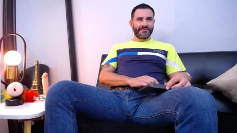  JONAS BEARD  online show from January 29, 2025, 7:53 pm