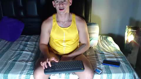 jonathancast08 online show from January 24, 2025, 9:15 pm