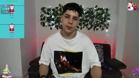 Instagram jonathanfit14 online show from December 12, 2024, 9:04 pm