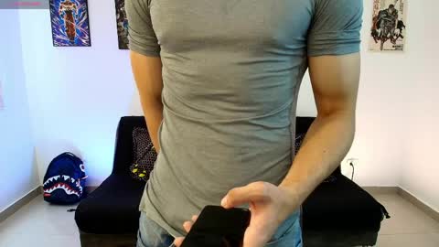 Snapshot of jonathanjoestar_ chatting on April 18, 2026, 9:04 pm Instagram jonathanfit14 online show from April 18, 2026, 9:04 pm