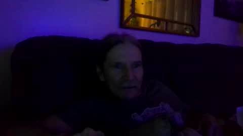 Jonelvis123456 online show from December 3, 2025, 10:46 am