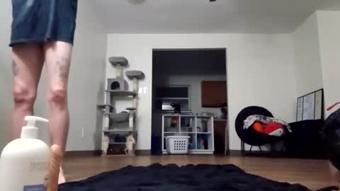 Sexy69Leo1 online show from April 2, 2026, 5:05 am