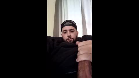 jonn719009 online show from April 13, 2026, 5:40 pm