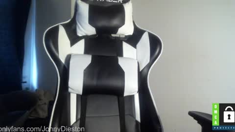 JonnyDieston online show from December 28, 2024, 4:09 pm