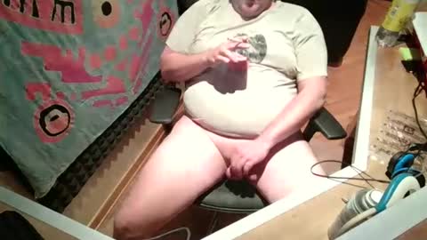 Snapshot of jonnyfreesolo chatting on October 19, 2025, 1:39 am jonnyfreesolo online show from October 19, 2025, 1:39 am