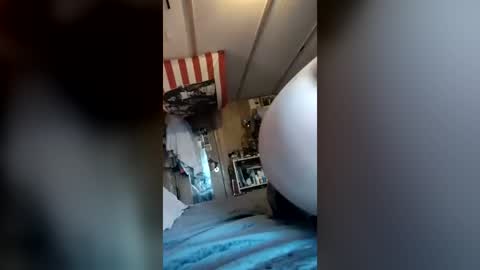 jonnyhollyw00d online show from July 11, 2026, 10:40 am