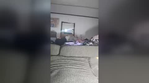 jonnyhollyw00d online show from July 15, 2026, 6:29 am