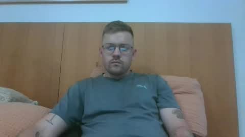 jonoy1995 online show from March 3, 2025, 3:52 am