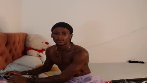 Jordan Moreno  online show from January 16, 2026, 10:25 pm