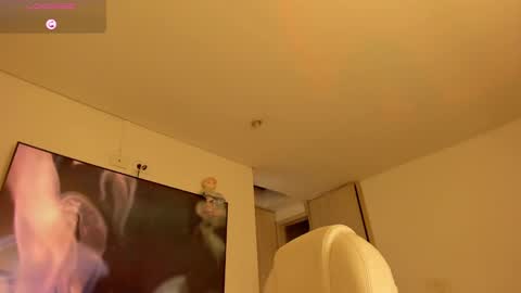 Snapshot of jordaniaa_ chatting on January 10, 2025, 1:32 am Megan  OF Jordaniaas online show from January 10, 2025, 1:32 am