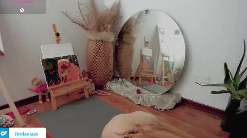 Snapshot of jordaniaa_ chatting on September 16, 2025, 3:35 pm Megan  OF Jordaniaas online show from September 16, 2025, 3:35 pm