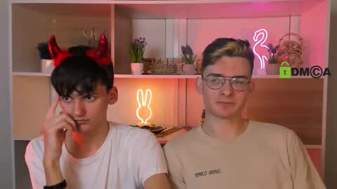 jordi_ser online show from November 4, 2025, 7:13 pm