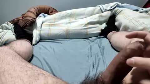 jorgyotaku online show from December 21, 2024, 2:04 pm