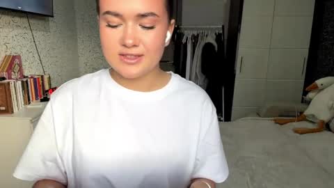 Eli online show from April 11, 2026, 11:14 am