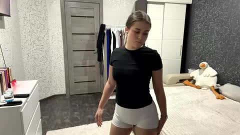 Eli online show from April 25, 2026, 11:24 am