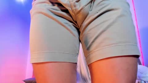 Josep online show from January 13, 2025, 2:18 am