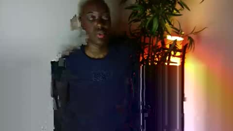 josephine_france online show from February 6, 2026, 2:38 am