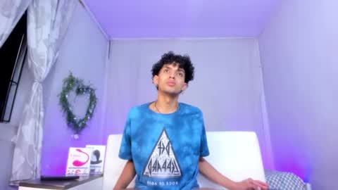 Snapshot of josesweet_ chatting on October 8, 2025, 7:22 pm Jose online show from October 8, 2025, 7:22 pm