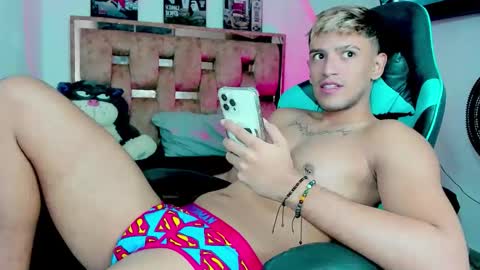 JOSH online show from November 28, 2025, 7:00 am