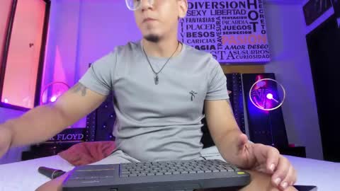 joshmiller___ online show from May 6, 2026, 6:57 pm