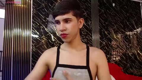 joshua_saenz_ online show from May 18, 2026, 7:41 pm