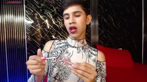 joshua_saenz_ online show from May 23, 2026, 1:22 am