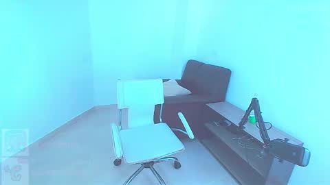 Snapshot of jositarousell chatting on February 13, 2026, 7:21 pm Josita rousell INSTAGRAM majoestupy online show from February 13, 2026, 7:21 pm