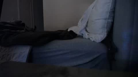 hotwifeyosh online show from April 18, 2026, 1:31 am