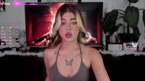 josephine   independent model    online show from March 3, 2025, 9:05 pm